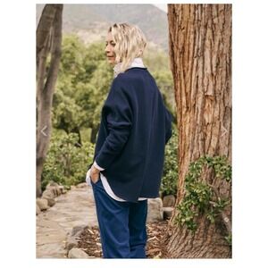 Frank & Eileen Anna Blue sweatshirt.
The blue is not a true navy blue.